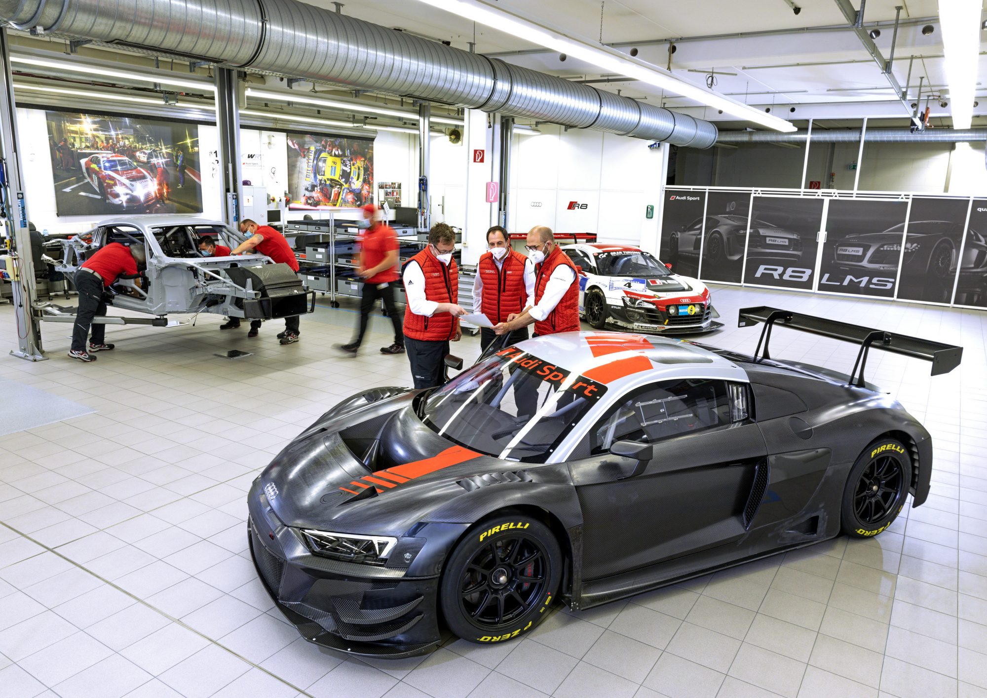 Nouveau record de production pour l'Audi R8 LMS - Audi France Media
