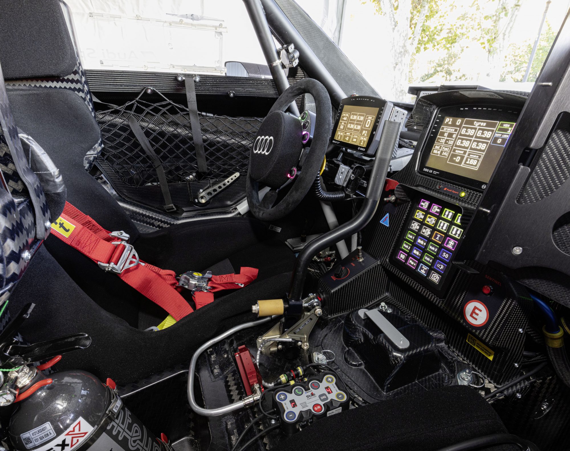 Cockpit Audi RS Q e-tron